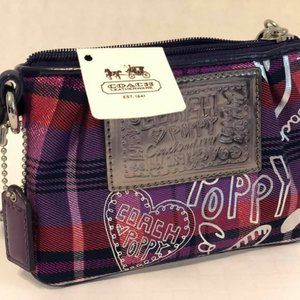 RARE Coach 44561 Poppy Tartan Applique Wristlet